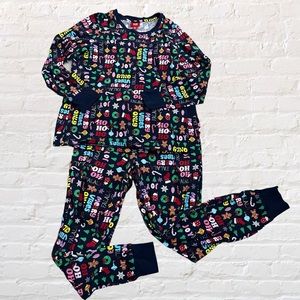💕 Like 🆕 Macy’s Family PJs 100% cotton holiday pajama set